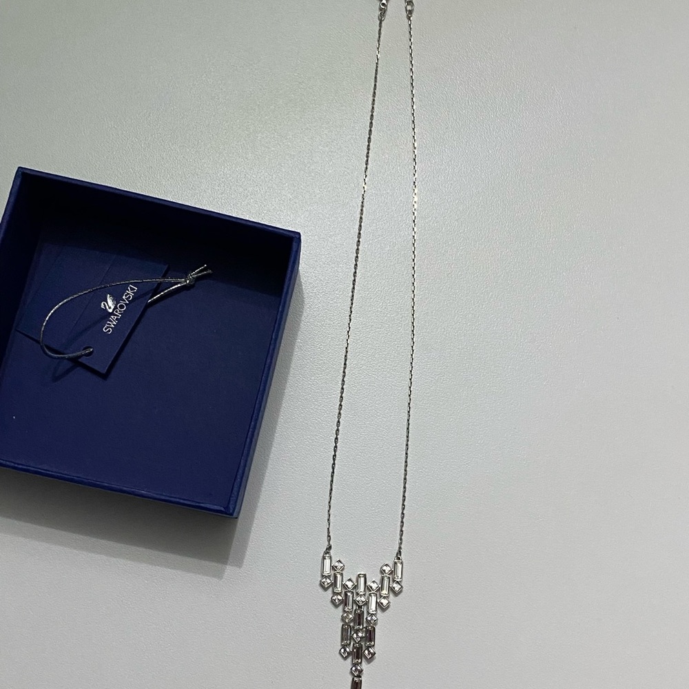 Swarovski Viola Crystal Necklace - Picture 3 of 6